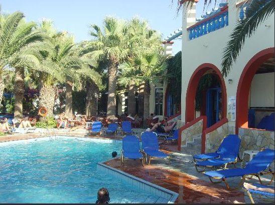Palm Bay Hotel Sissi Екстериор снимка