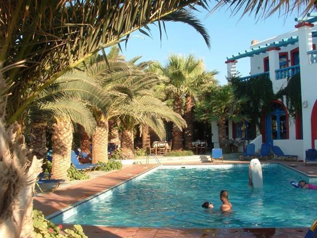 Palm Bay Hotel Sissi Екстериор снимка